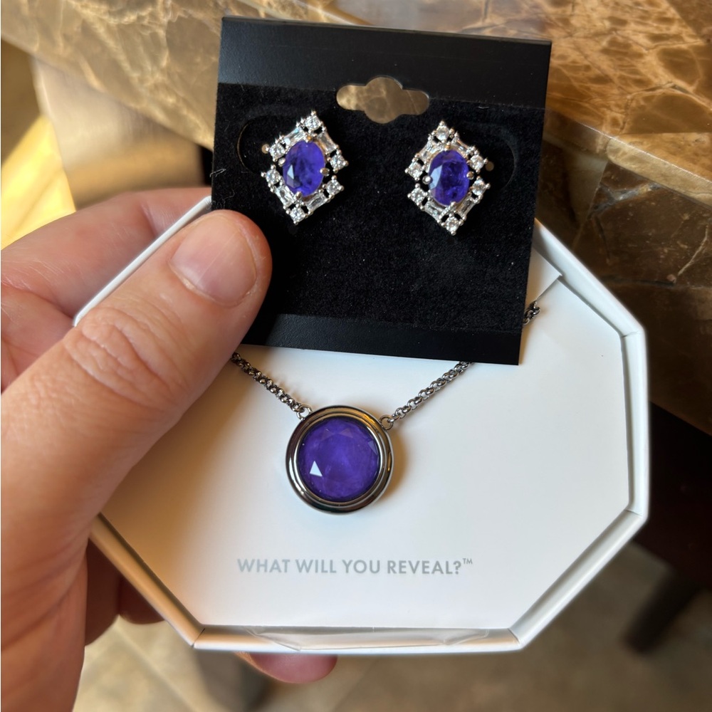 NEW PURPLE AMETHYST QUARTZ NECKLACE WITH MATCHING EARRINGS 2PC BOMB PARTY SET!